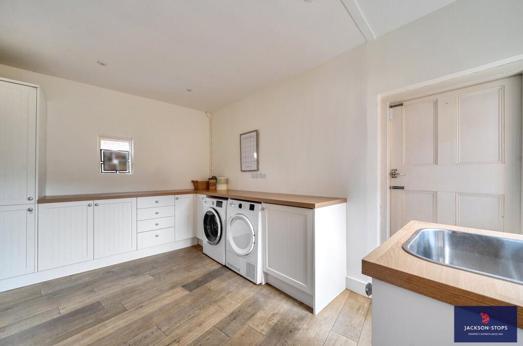 House in Luton - More