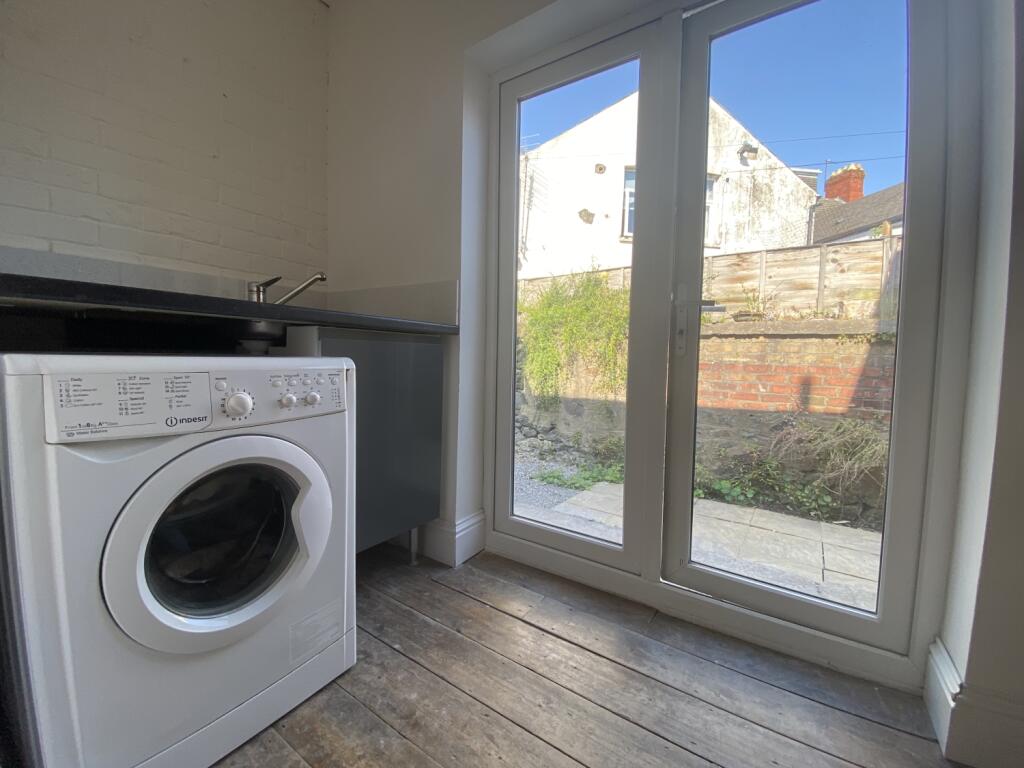 Apartment in Cardiff - View 4