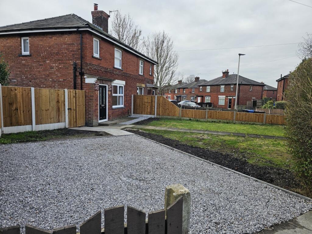 Main image of property: Warwick Road, Atherton, Manchester, Greater Manchester, M46 9PW