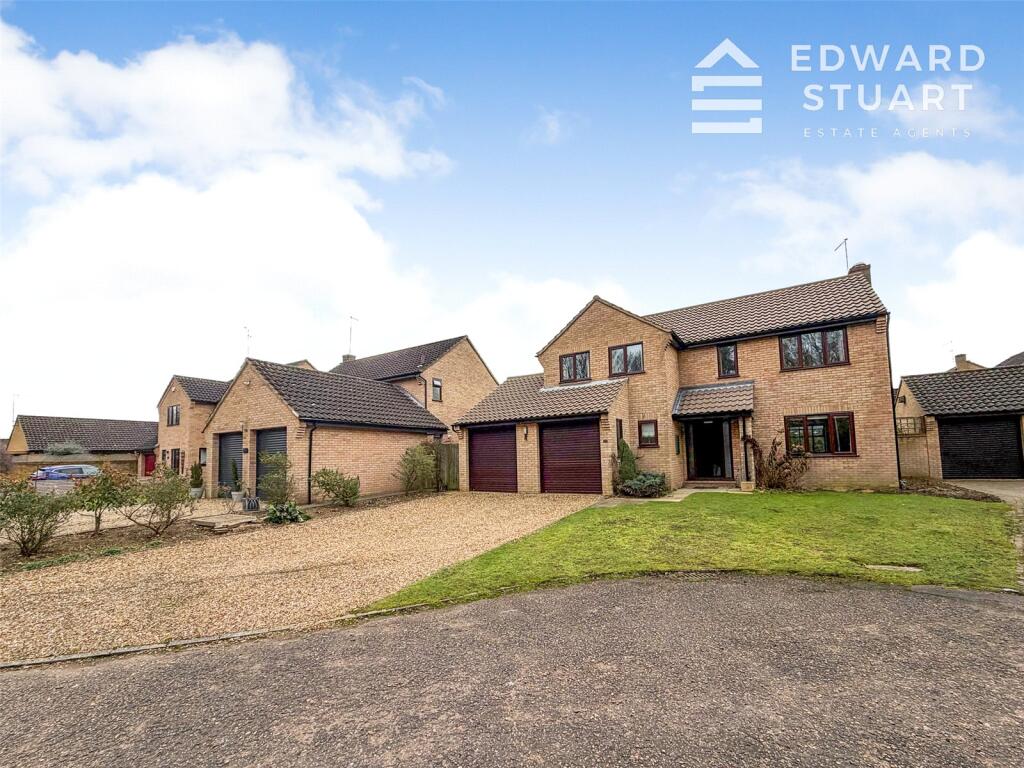 4-bed detached on Farleigh Fields, Orton Wistow, Peterborough, Cambridgeshire, PE2, £430,000