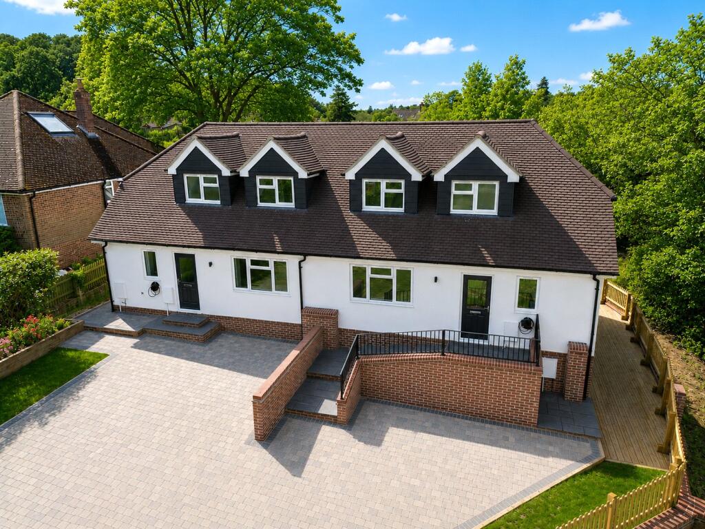 Main image of property: Broomwood Way, Lower Bourne, Farnham, Surrey, GU10