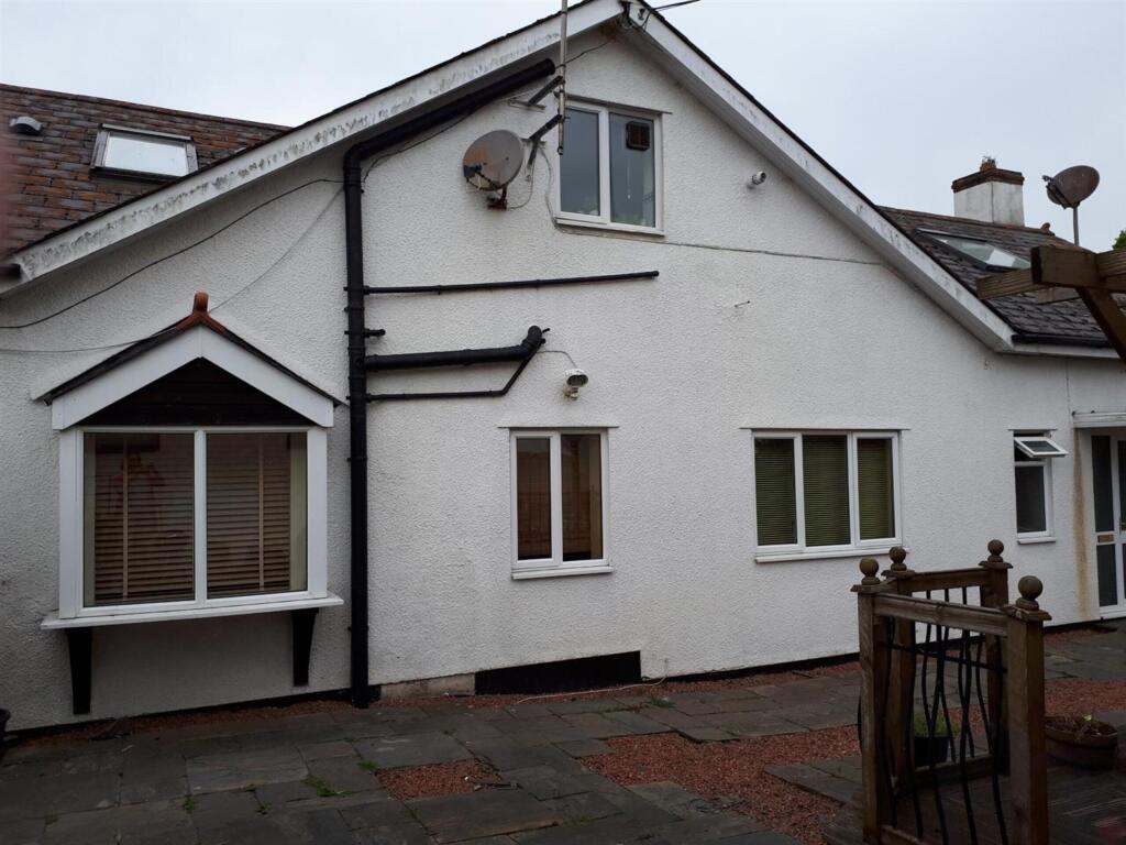 Main image of property: Cheriton Bishop