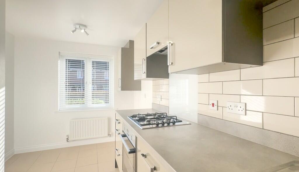 Hedley Way, Hailsham, East Sussex, BN27 photo 4