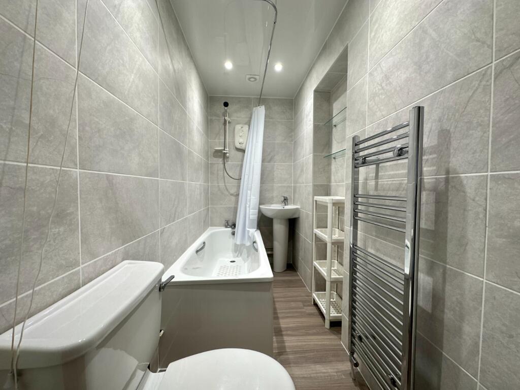 3 bedroom flat for rent