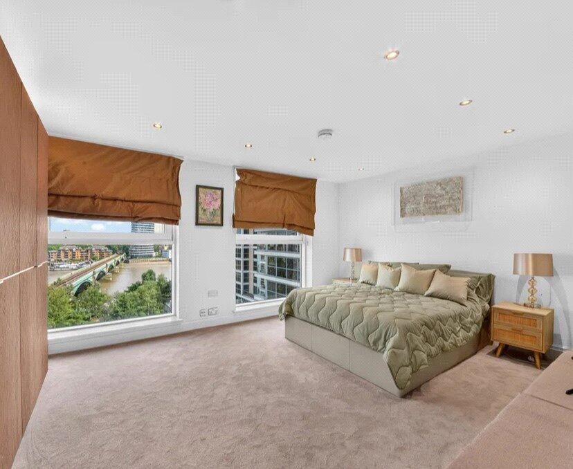 Apartment in London - View 5