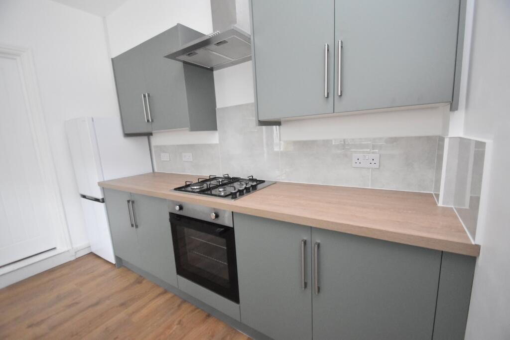 House in Cardiff, Maindy, Cathays - View 3