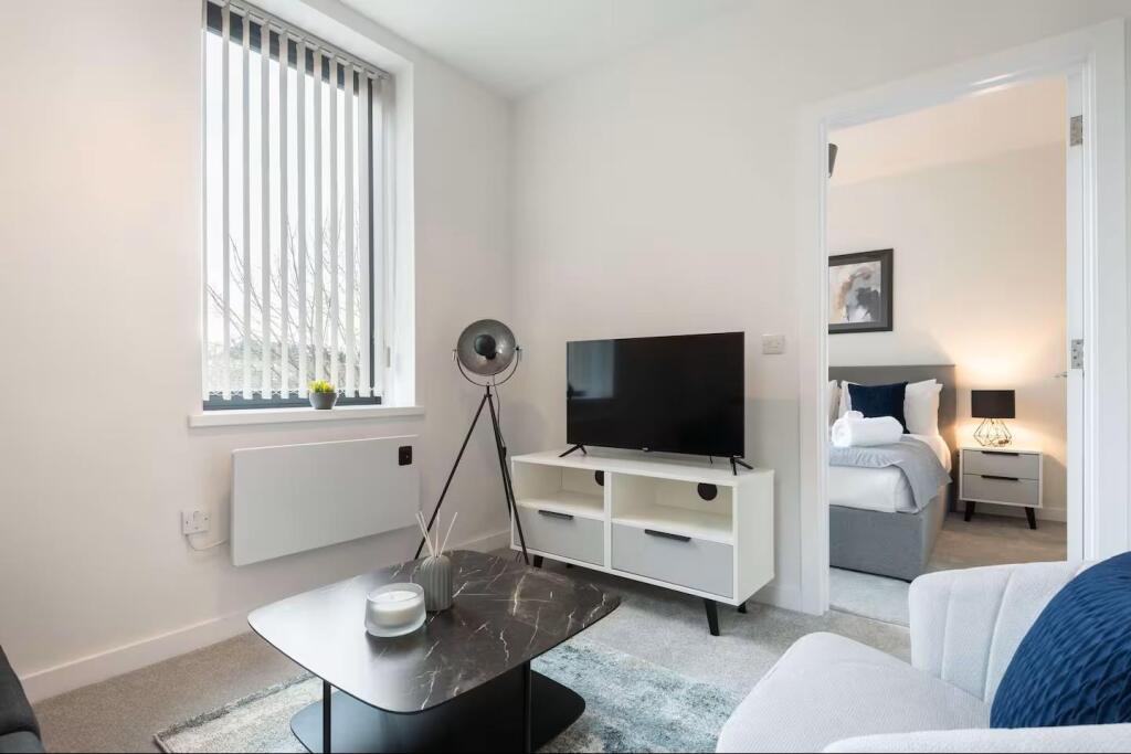 Apartment in York, Holgate - View 3