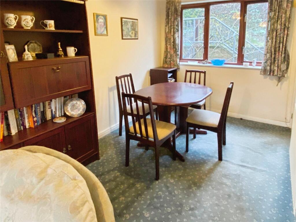 Becks Court, Earlsheaton, Dewsbury, WF12 photo 3