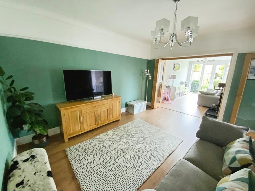 House in Hull - View 4
