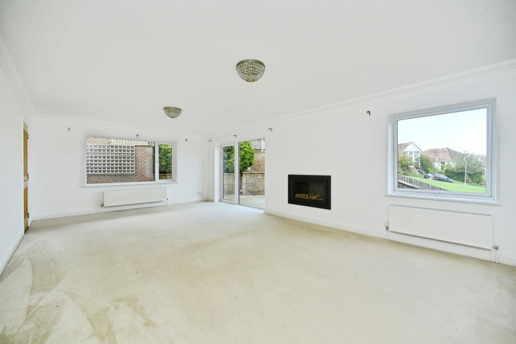 Hempstead Road, Saltdean, Brighton, East Sussex, BN2 - View 3