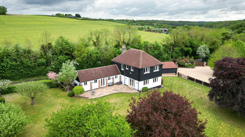 Main image of property: Hartley Bottom Road, Hartley, Longfield, DA3 8LF
