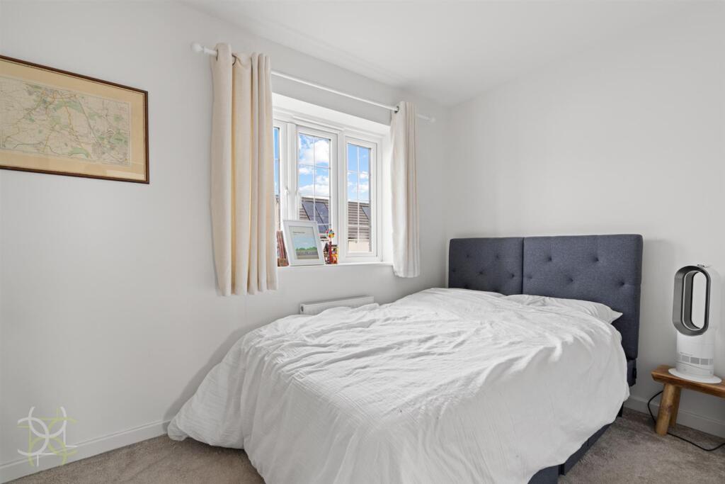 House in Worcester - More