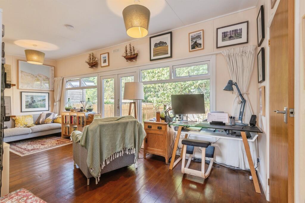 House in Taunton - View 3
