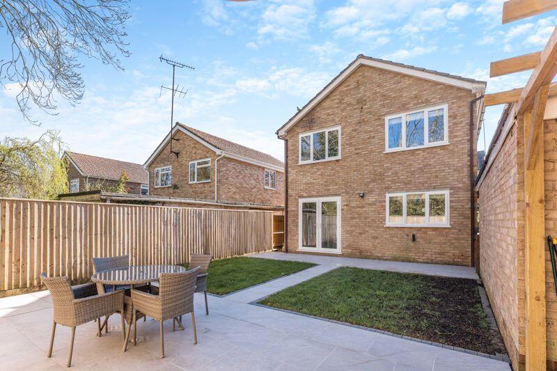 8, Greenhills Park, Bloxham photo 2