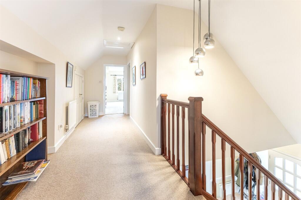 Cyncoed Rise, Cyncoed, Cardiff., CF23 photo 3