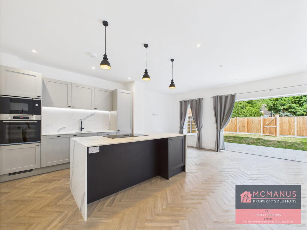 Main image of property: Regency Mews, North Road