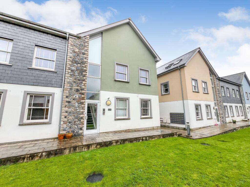 Main image of property: Market Close, Ashburton