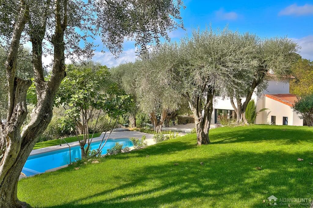 Main image of property: Provence-Alps-Cote d`Azur, Alpes-Maritimes, Mougins