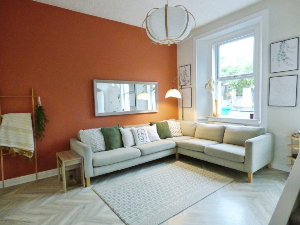 House in Kirkcaldy - More