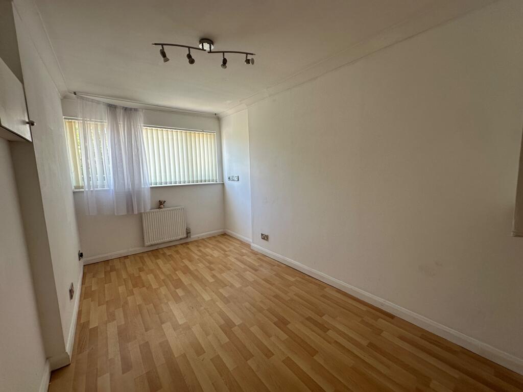 Woodruff Way, The Delves, Walsall, WS5 photo 4