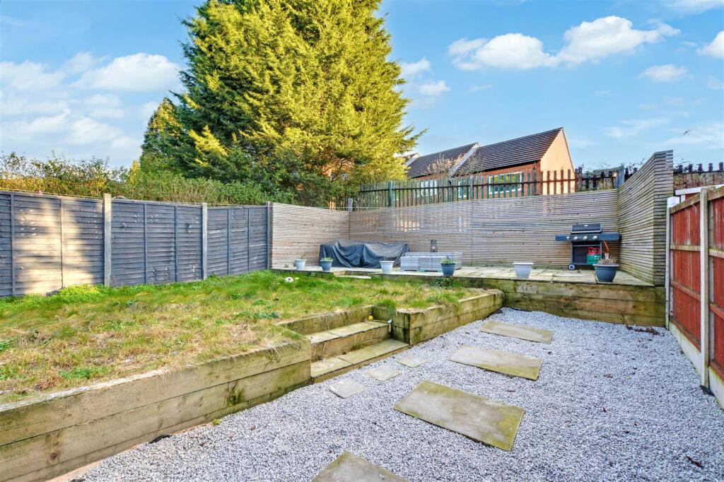 Gainsford Crescent, Nottingham photo 4
