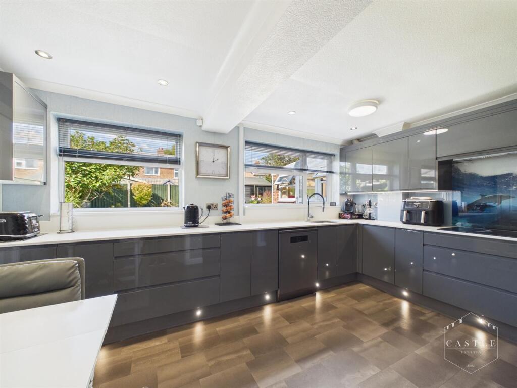 House in Hinckley and Bosworth, Leicestershire - View 3
