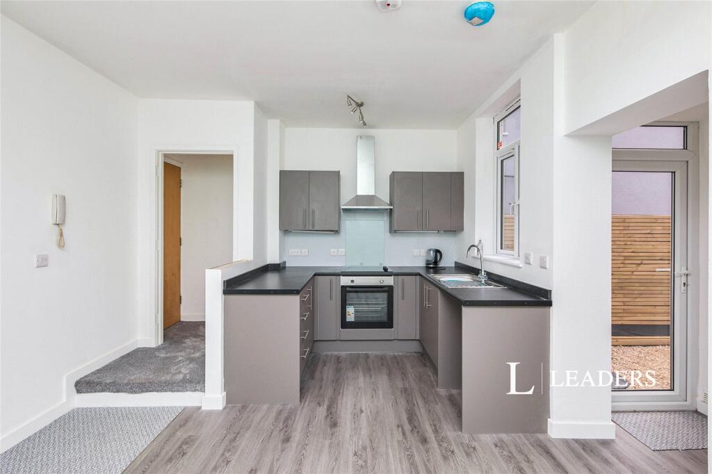 16, Crompton Street photo 3