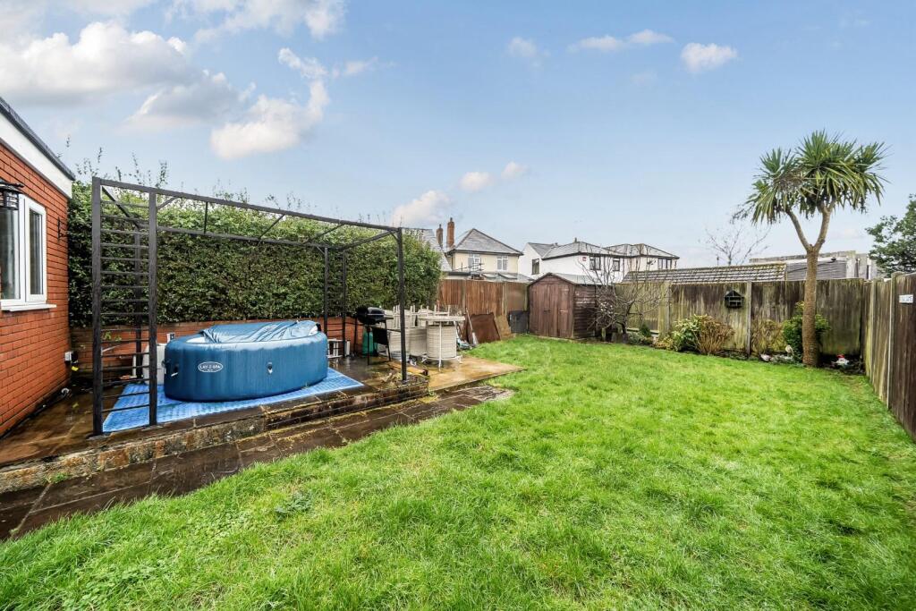 Aldermoor Road, Waterlooville photo 4