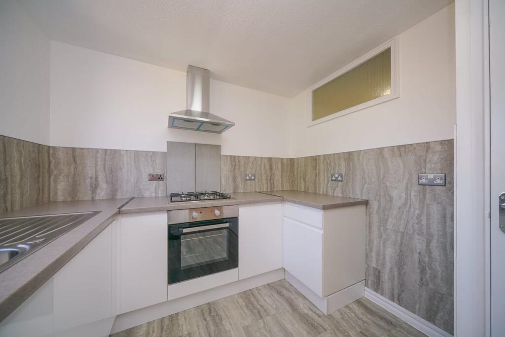 Apartment in London - View 3