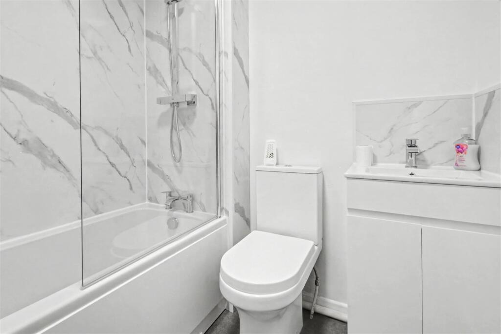 Main image of property: Goldcrest Road, Nottingham