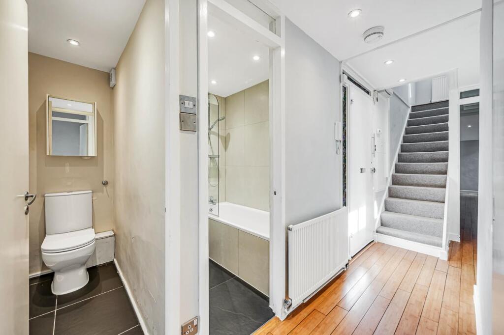 Apartment in London - View 4