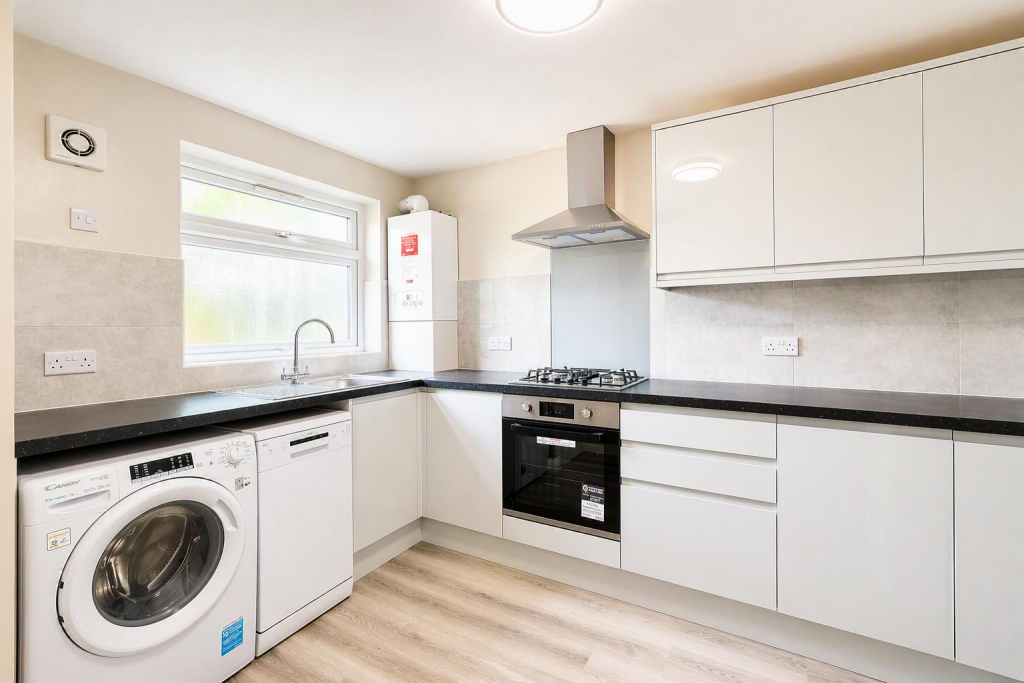 Main image of property: Sefton Court, Jersey Road, Hounslow, TW3