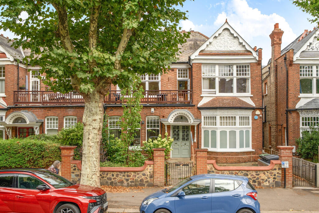 Main image of property: Queens Avenue, Muswell Hill, London, N10