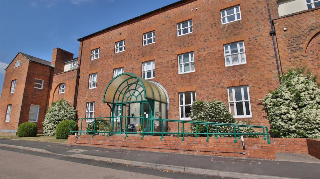 Main image of property: Shephard Mead, Tewkesbury