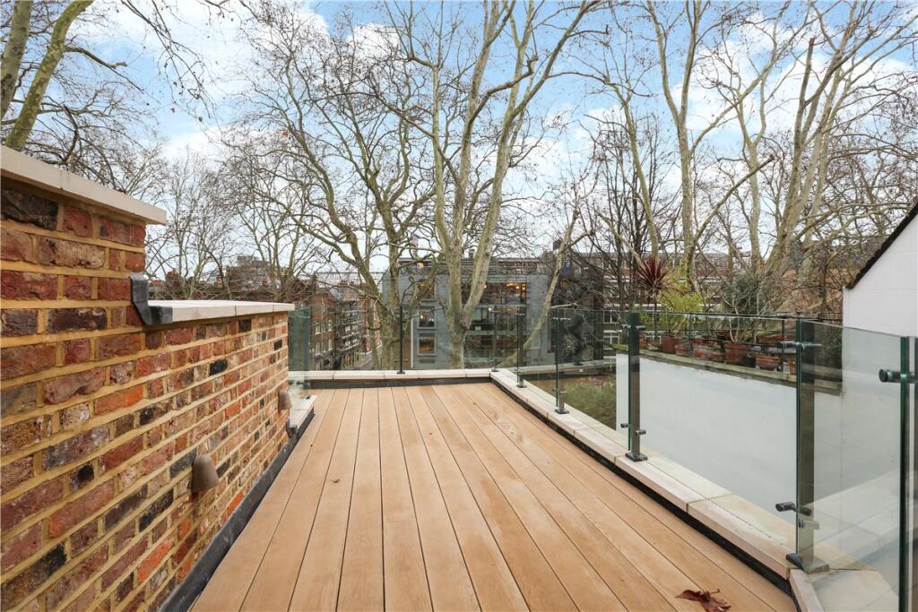 Apartment in London - More