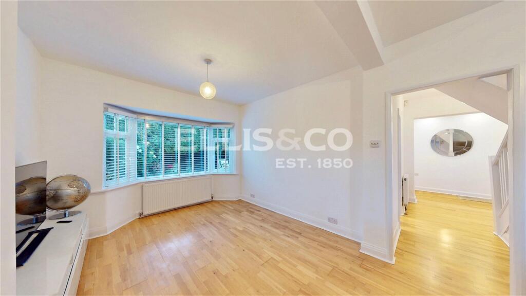 House in London - View 5