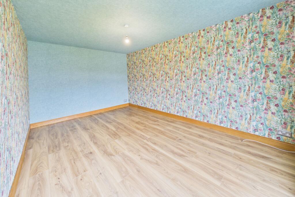 House in Newtownabbey, Abbots Cross, Rathcoole - More