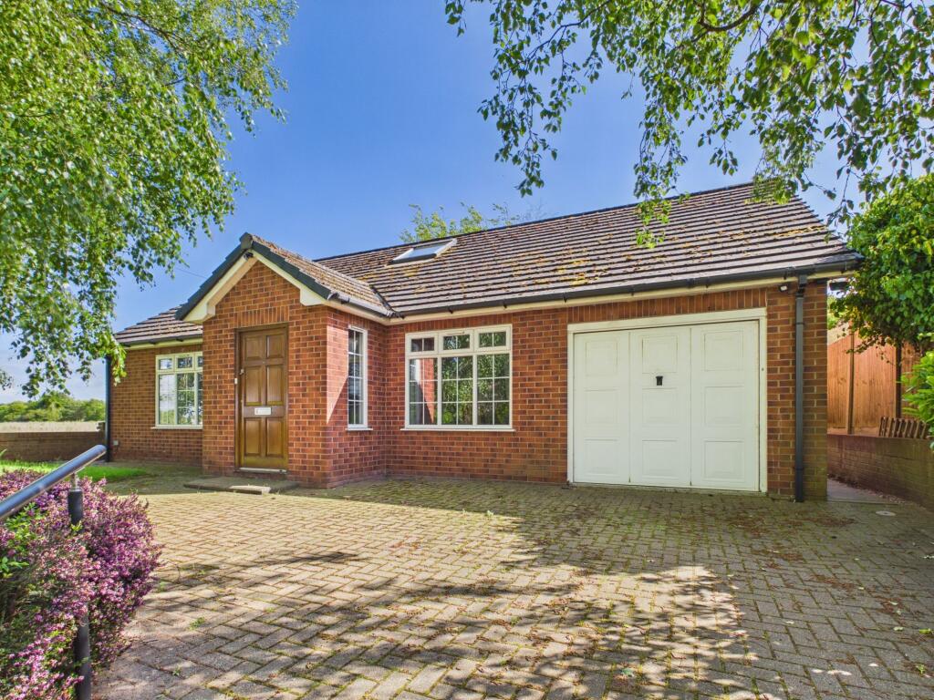 Main image of property: Smithy Lane, Scarisbrick, L40