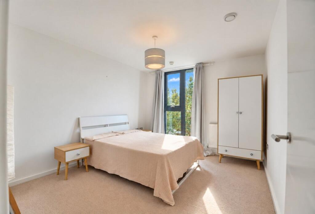 Apartment in London, Parkside SE10, Deptford - More