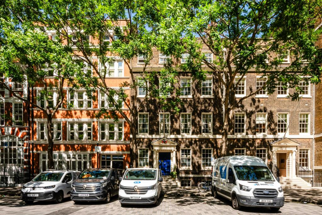 Devonshire Sq 13 4F - Low Res 10.jpg