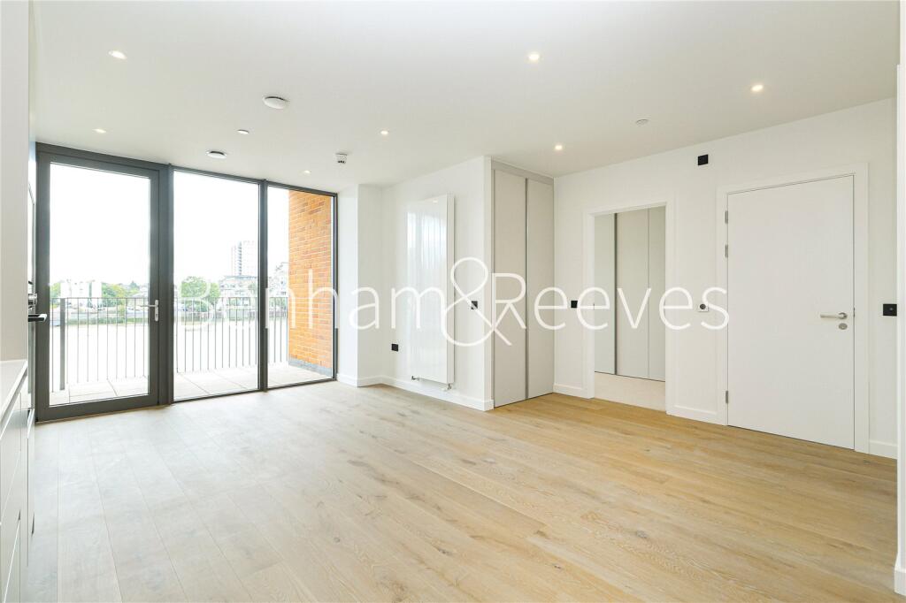 Main image of property: Carnwath Road, London, SW6