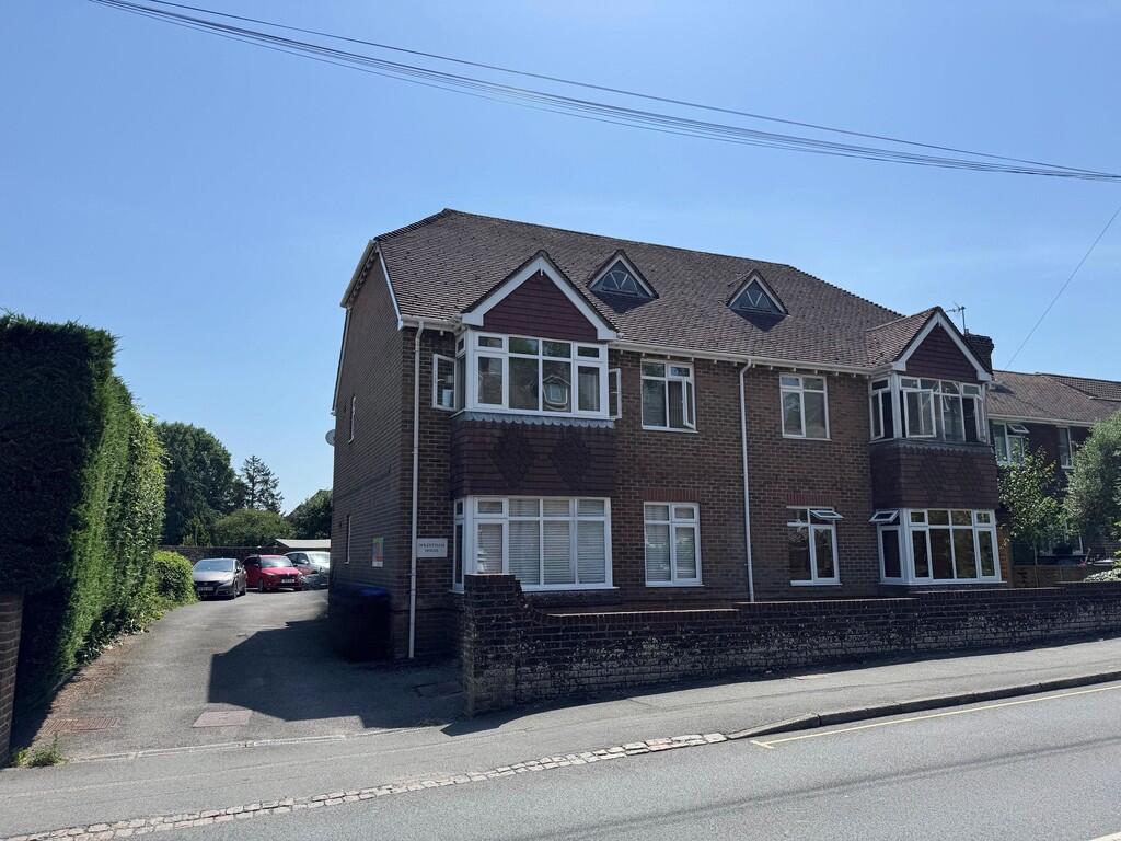 Main image of property: Wrentham House, 34 Junction Road
