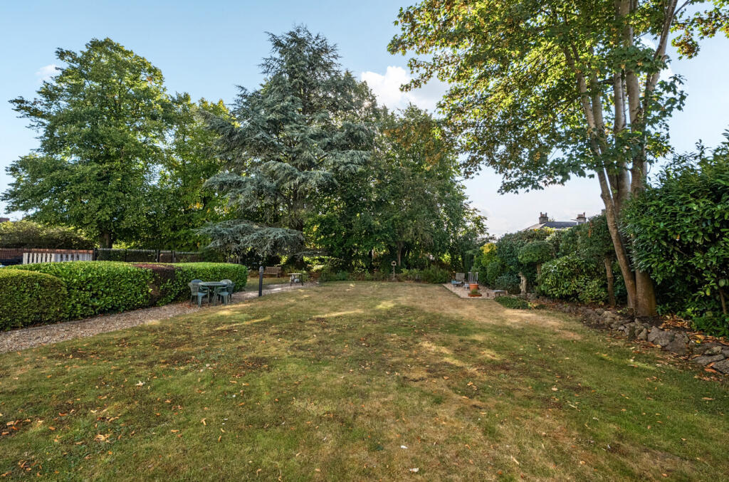 Apartment in Frome, Adderwell - View 2