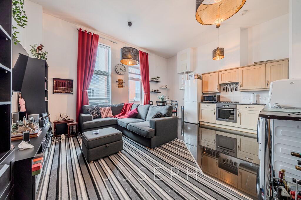 Apartment in Ipswich - View 4
