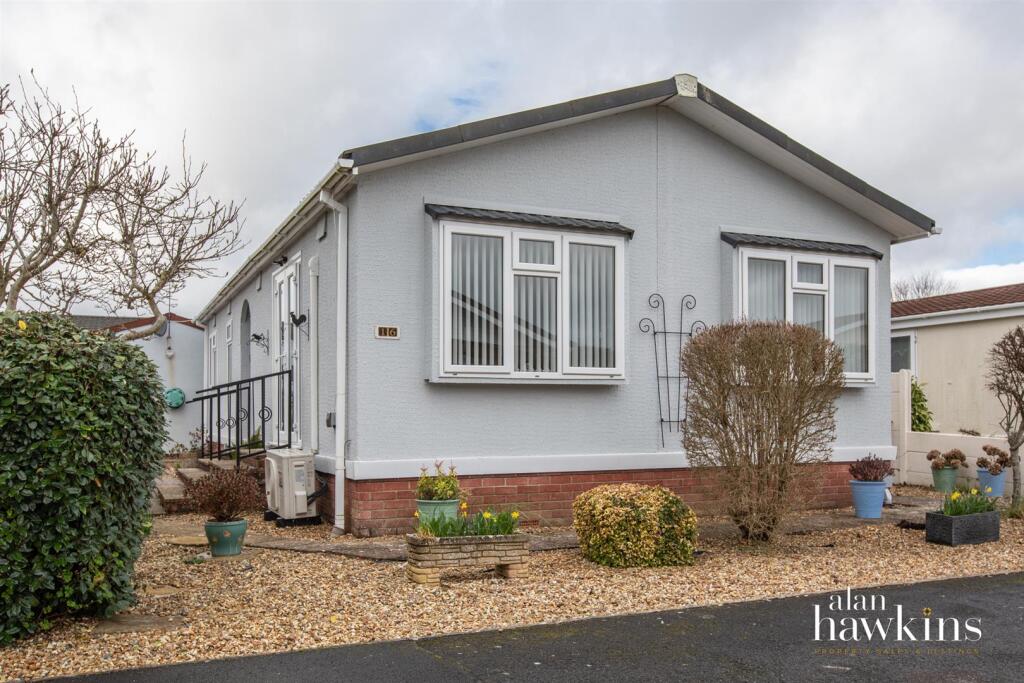 Main image of property: Church Park, Bradenstoke SN15 4