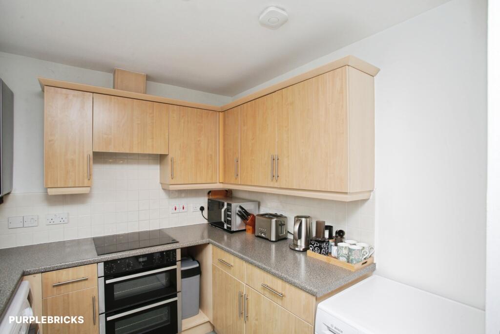 Apartment in Rugby, Eastlands - More
