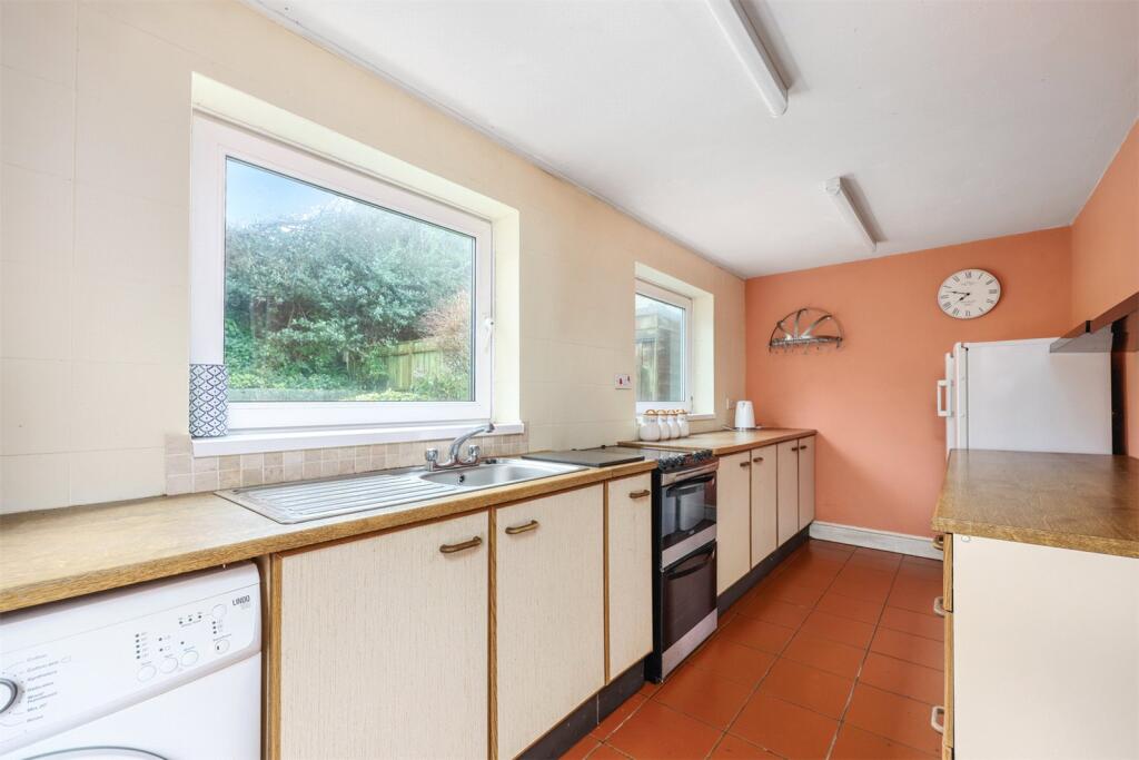 Langham Way, Ivybridge, Devon, PL21 photo 4