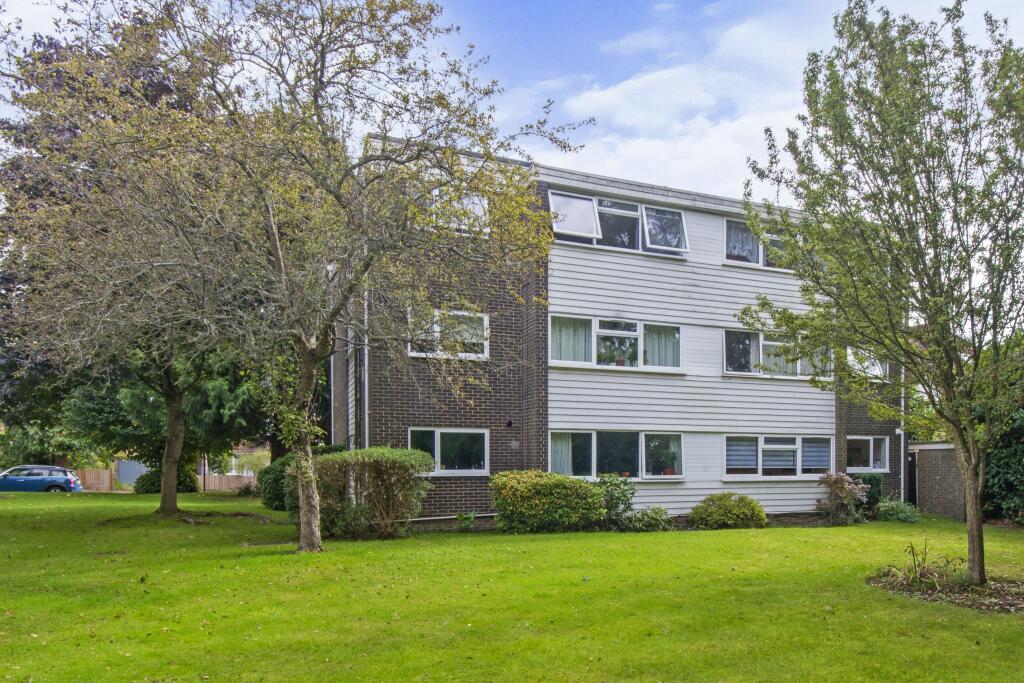 Main image of property: Elmsleigh Court, Southampton