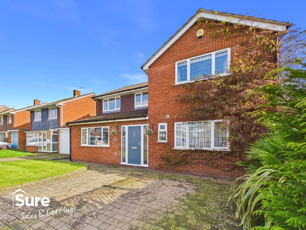Main image of property: Crossfell Road, Hemel Hempstead, Hertfordshire, HP3