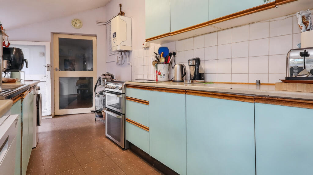 Additional image 9 of Benedict Street, Glastonbury, Somerset